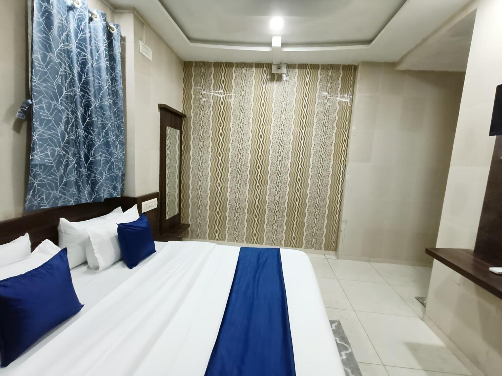 Hotel Shree Nath - 200 Meters From Dwarkadhish Temple Exterior foto